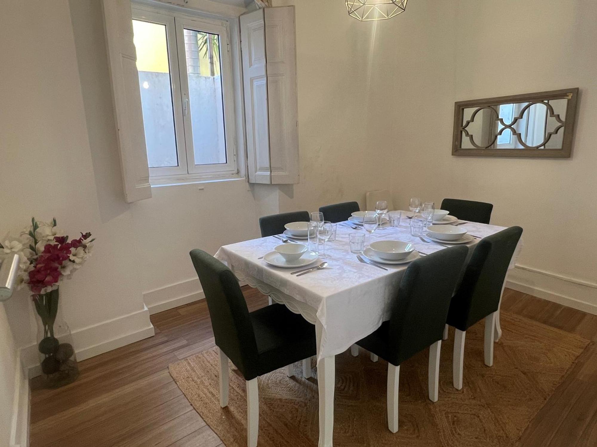 Principe Real - 2 Bedroom Apartment With Terrace Lisbon Exterior photo